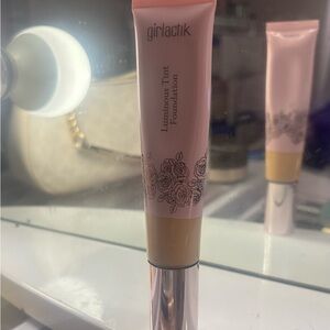 Luminous Tint Foundation - Pink and Gold
